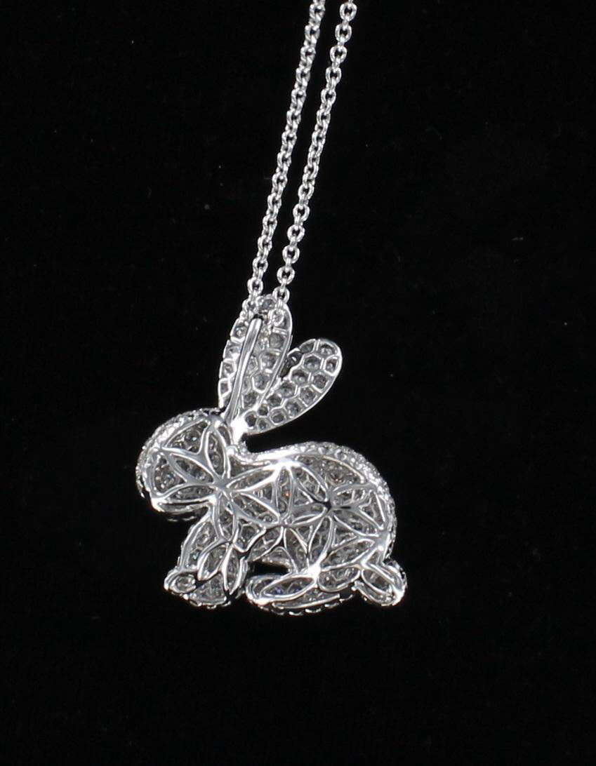 18KTW 3.5 CT. TW. ROUND BRILLIANT DIAMOND BUNNY PENDANT