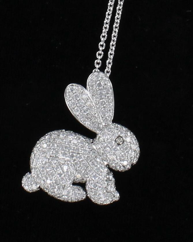 18KTW 3.5 CT. TW. ROUND BRILLIANT DIAMOND BUNNY PENDANT