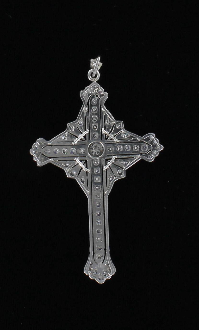 PLATINUM DIAMOND CROSS