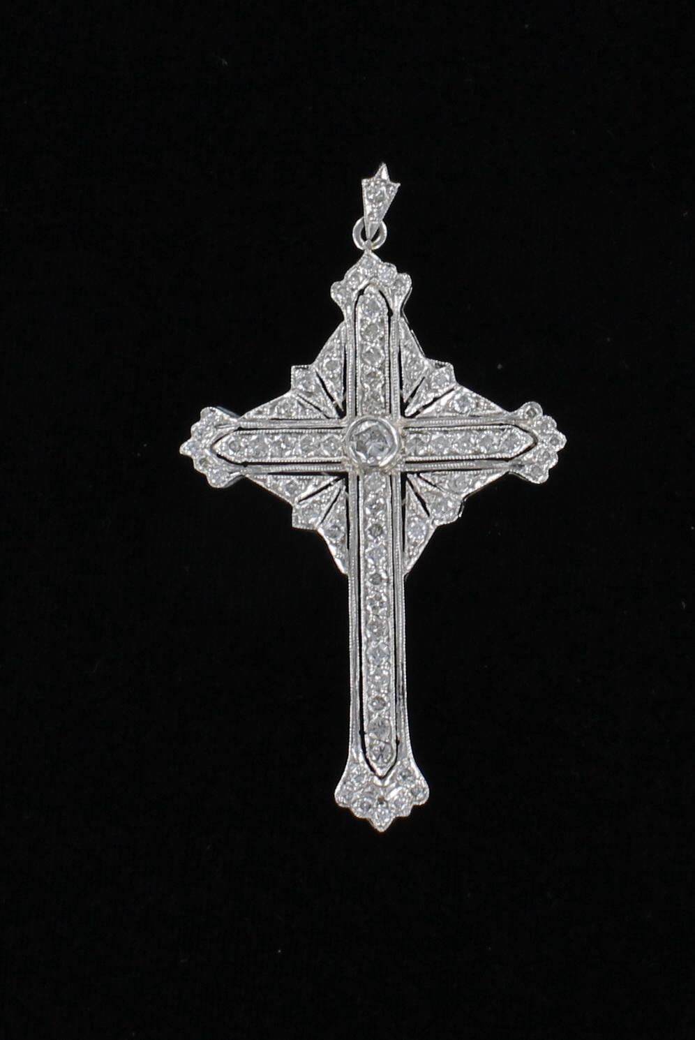 PLATINUM DIAMOND CROSS