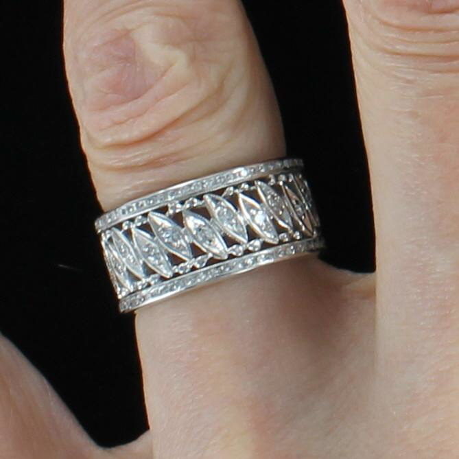 14KTW DIAMOND ETERNITY BAND, SZ 6.75