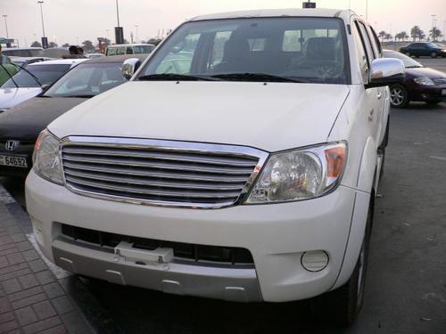Chrome Slate Look Grille 05-10 00044