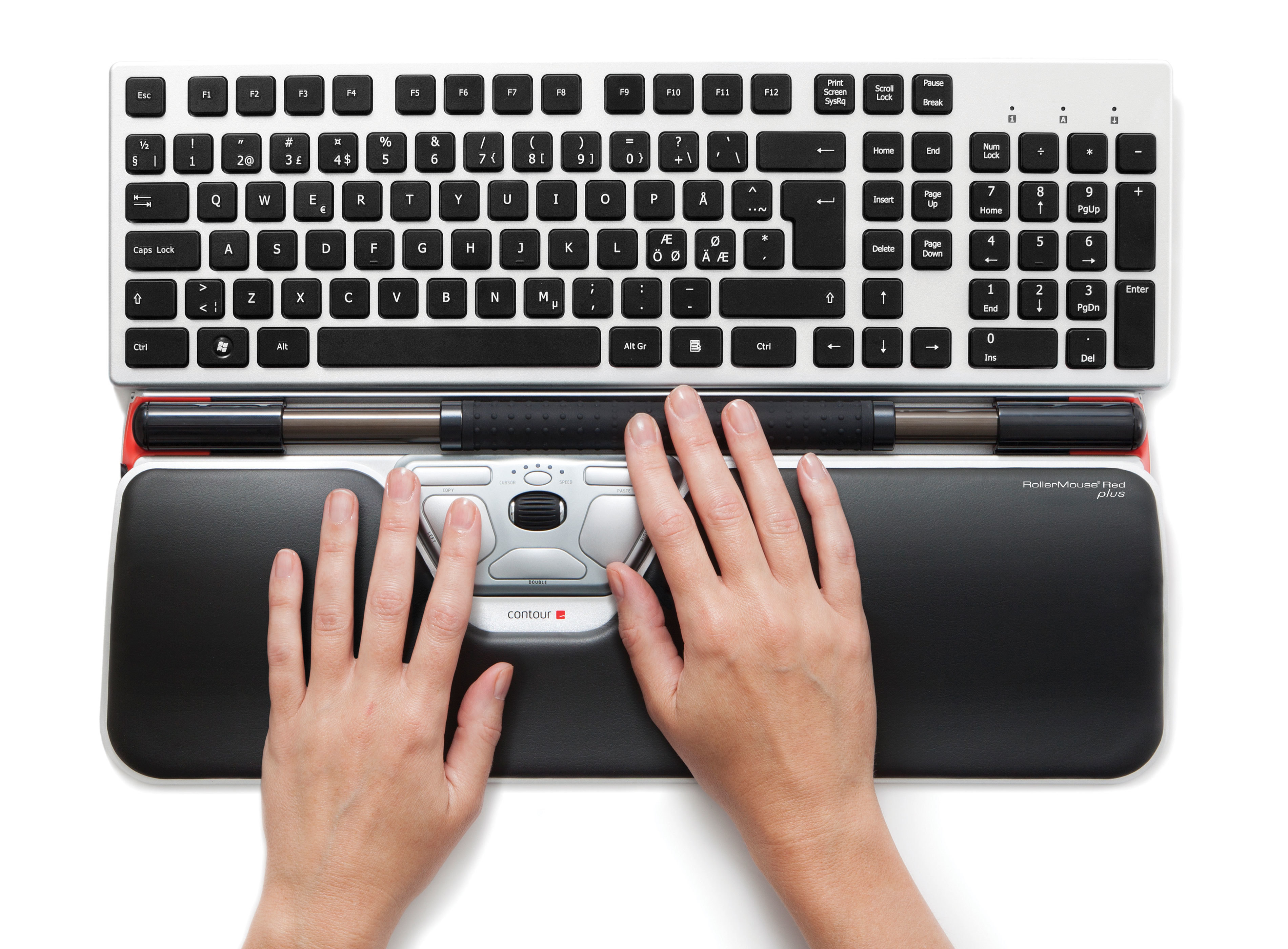 Ideales Arbeiten mit der Rollermouse: Zentrierte Anordnung des Eingabegeräts Ideales Arbeiten mit der Rollermouse: Zentrierte Anordnung des Eingabegeräts