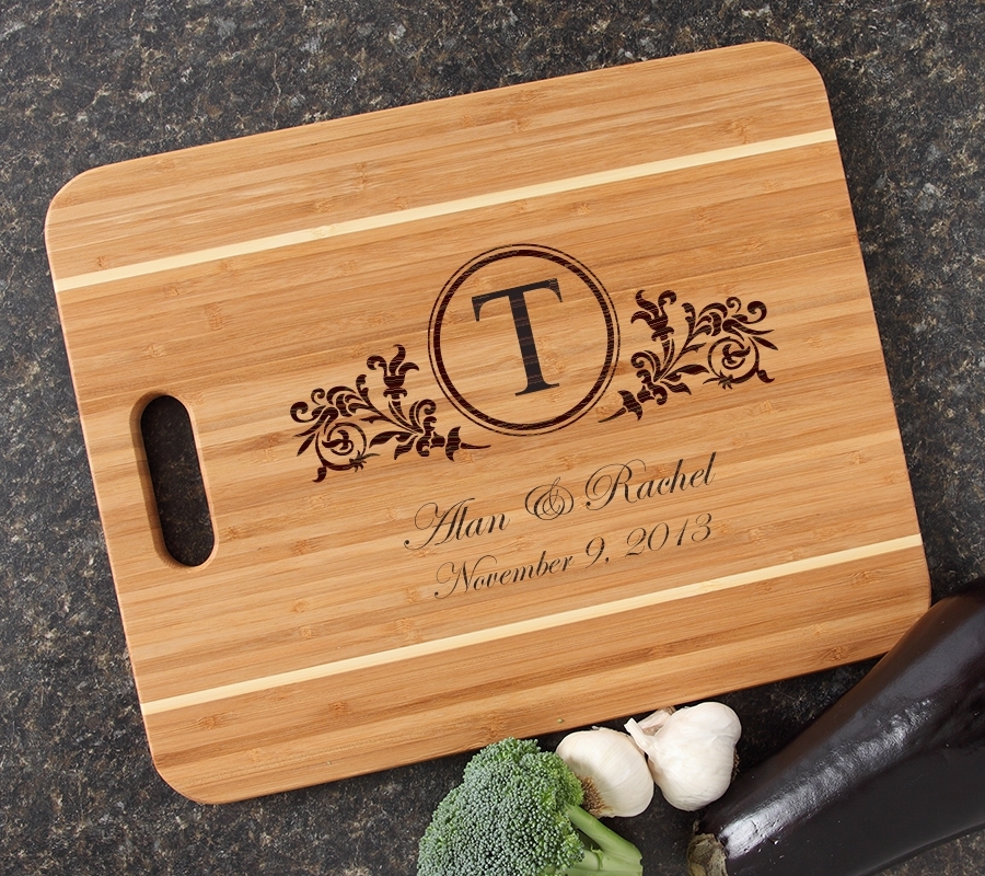 Personalized Cutting Board Engraved 15x12 Handle DESIGN 15 CBA-015