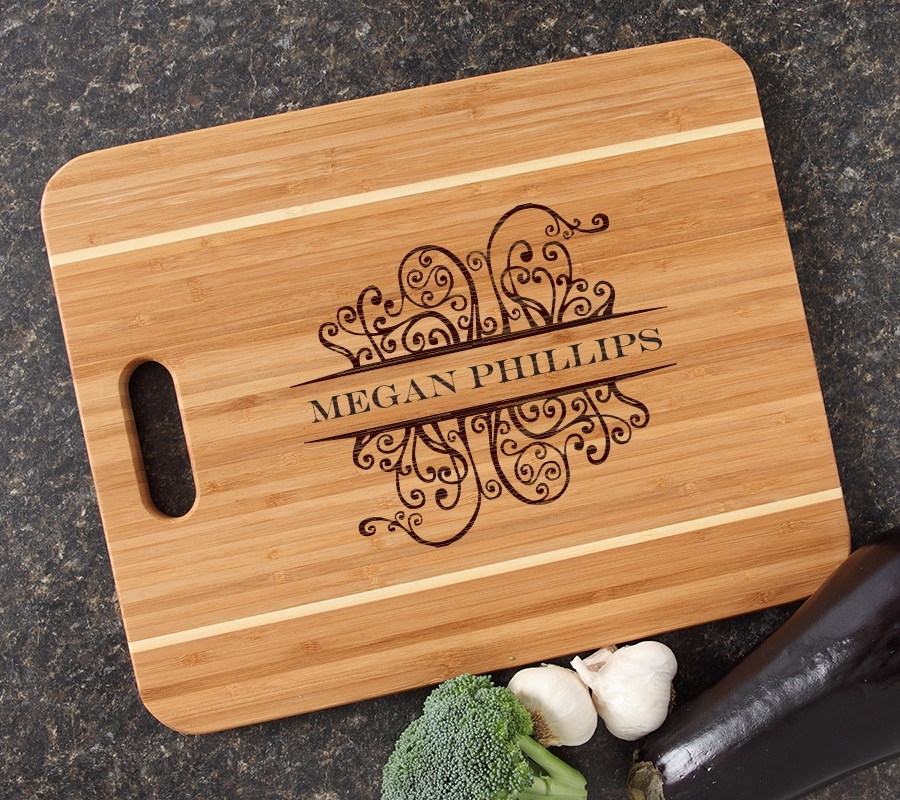 Personalized Cutting Board Engraved 15x12 Handle DESIGN 4 CBA-004
