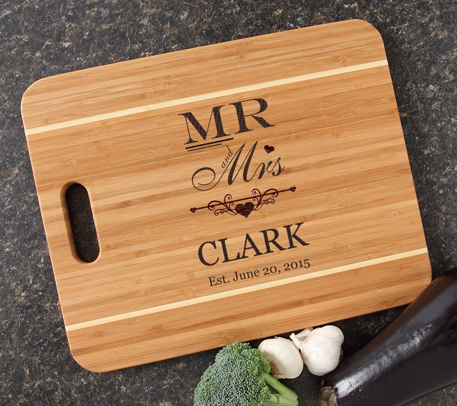 Personalized Cutting Board Engraved 15x12 Handle DESIGN 21 CBA-021