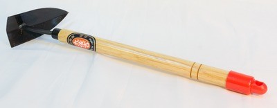 KUSAKICHI V-Shape Scraper with Wood Handle KUSAKICHI V-Shape Scraper with Wood Handle