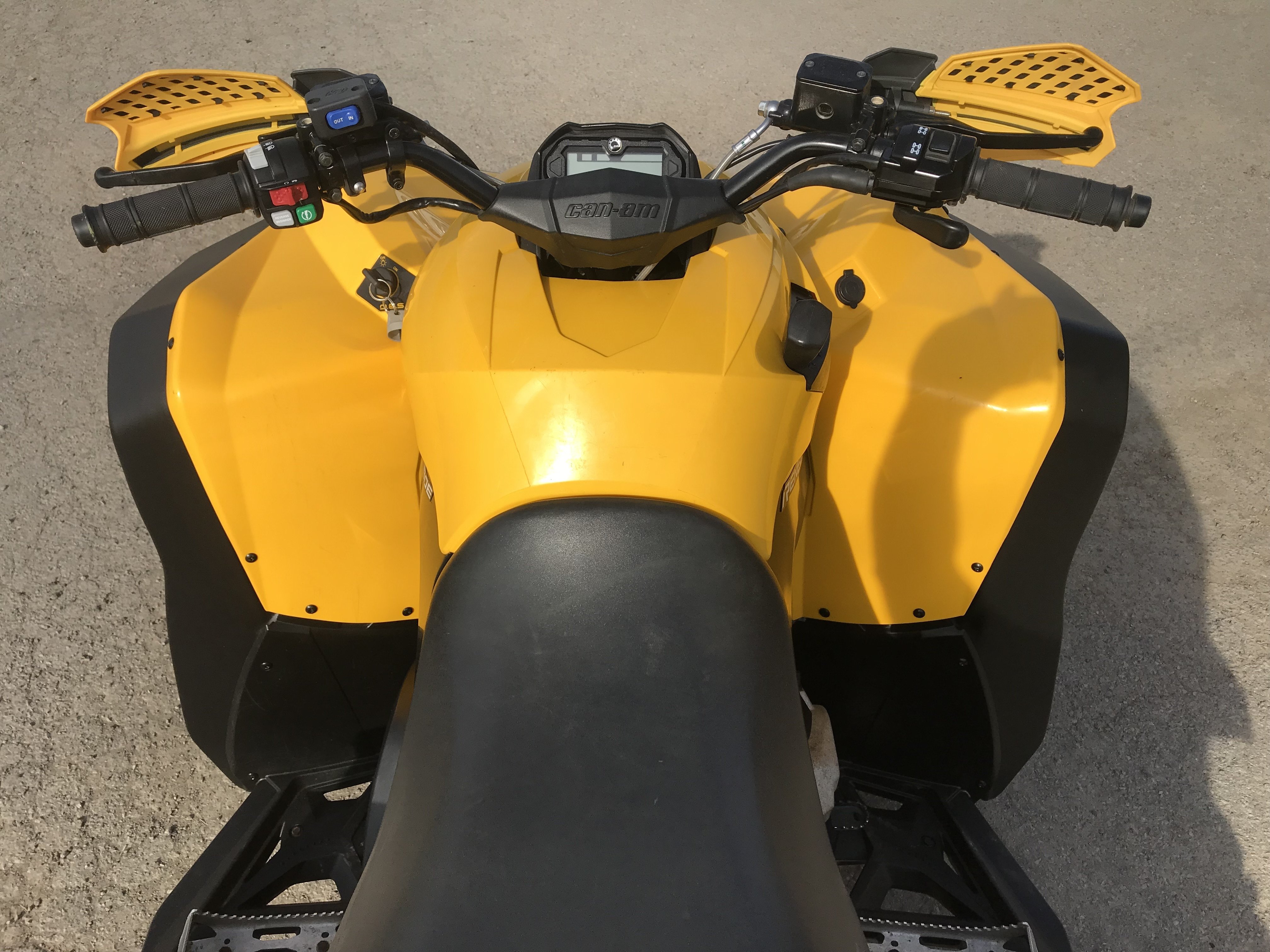 2015 Can-Am Renegade 1000