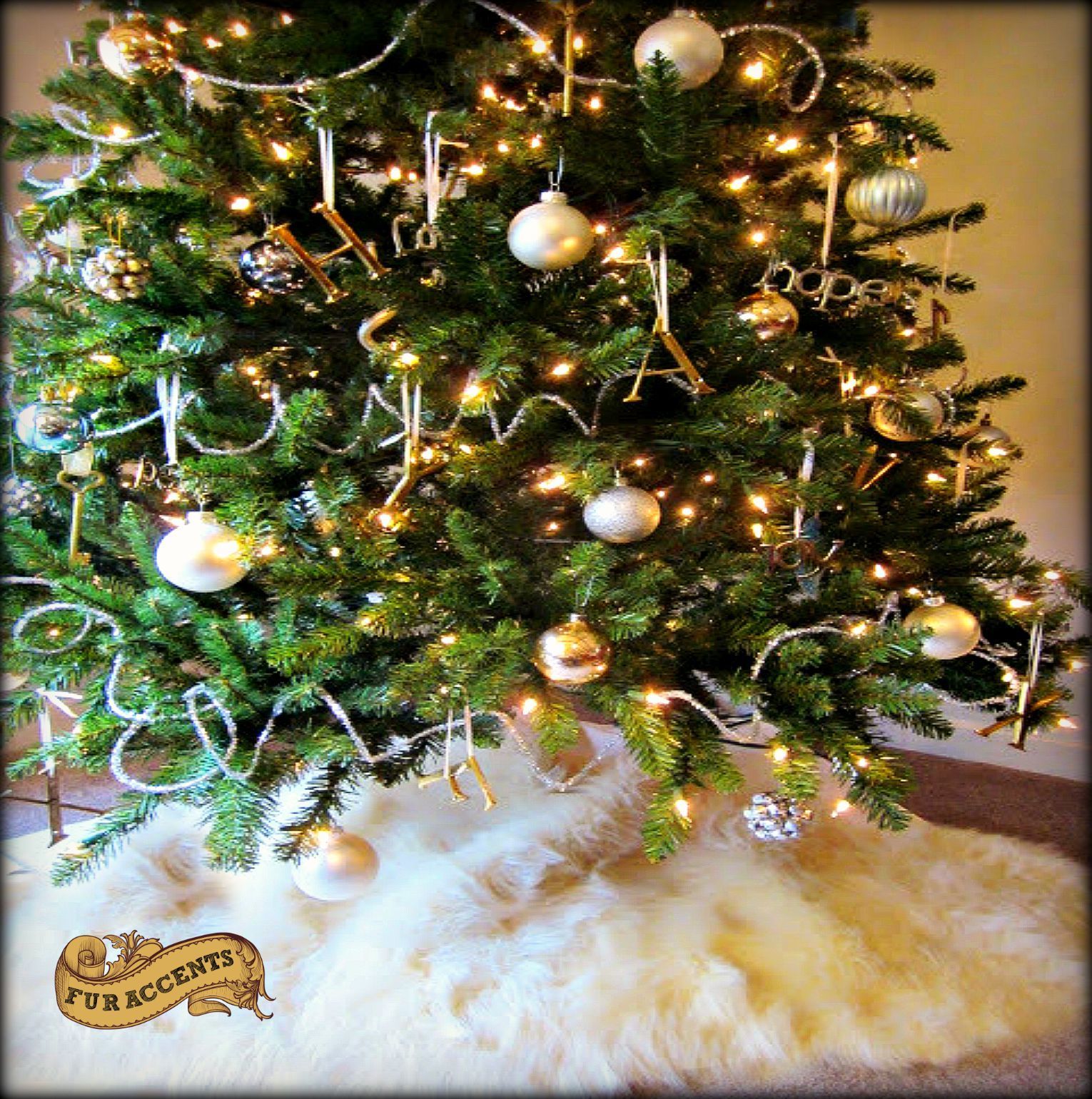 designer faux fur shaggy white christmas tree skirt soft designer faux fur shaggy white christmas tree skirt soft