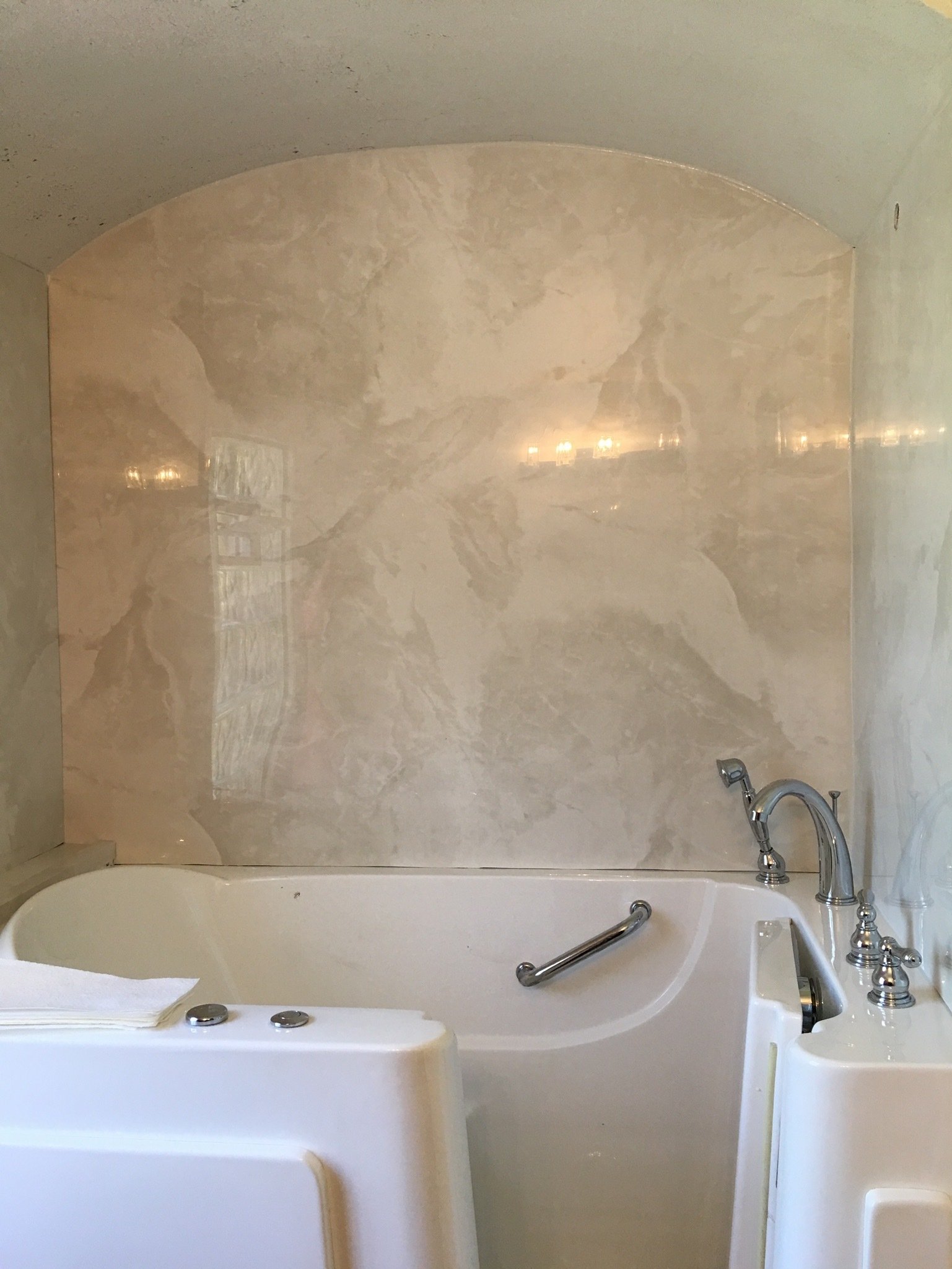 WALK-IN-TUBS FROM MEDITUBS