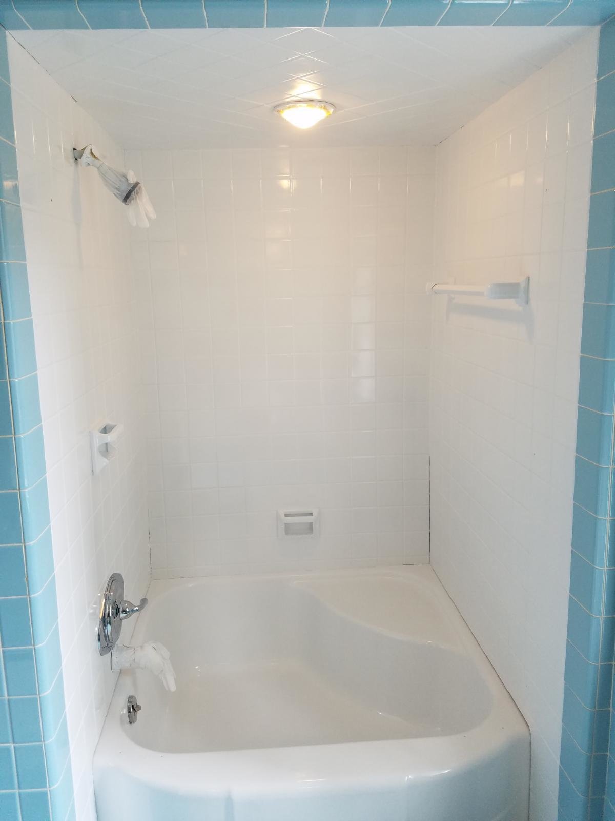 Square Garden Bathtub Refinishing