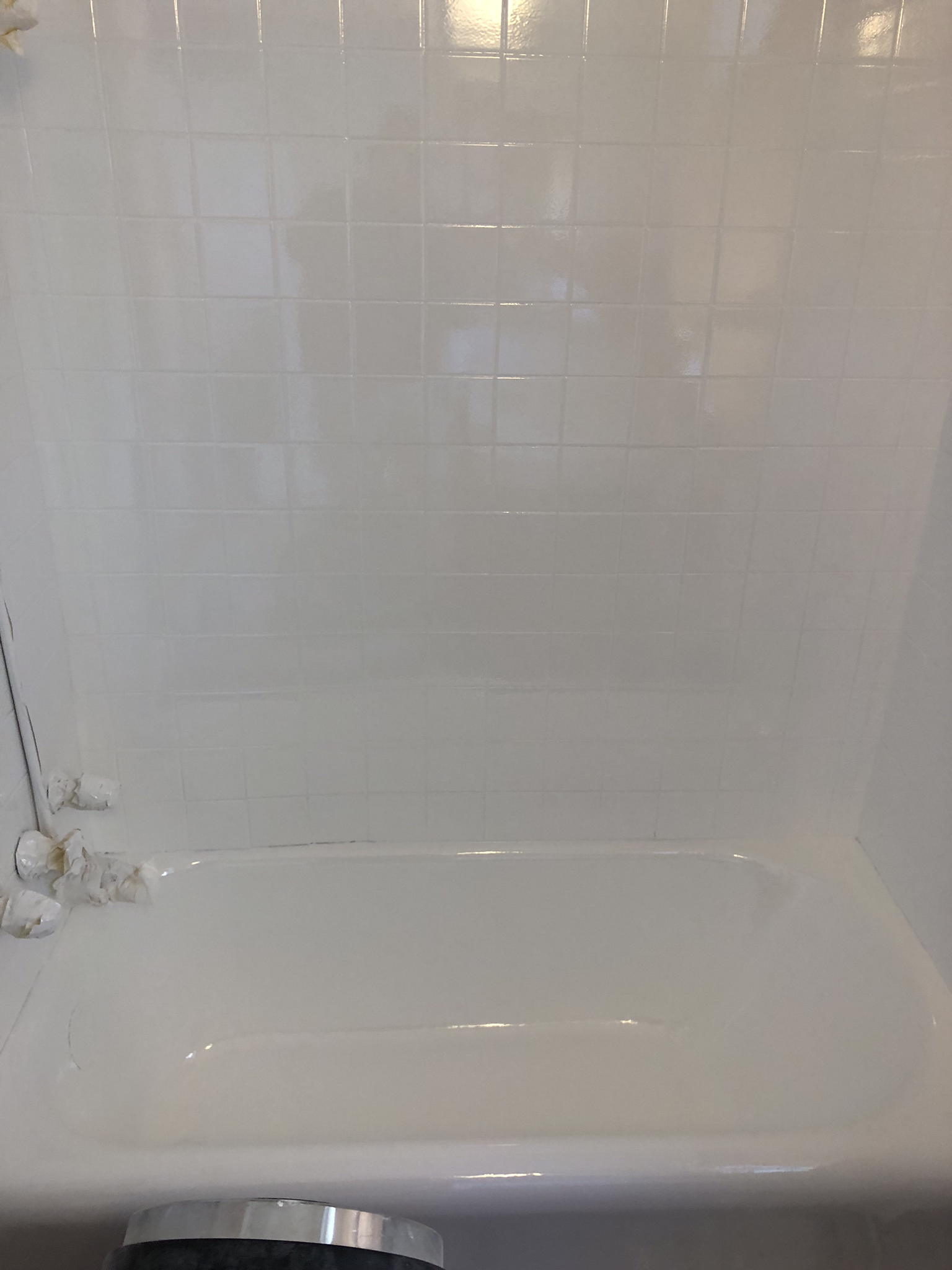 Step 3 High Gloss Mirror Finish for The Tub + Tile