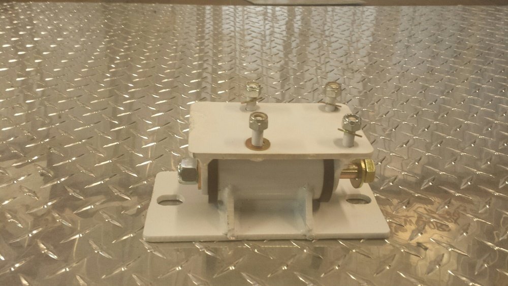 XJ/MJ HD UPGRADED TRANSMISSION MOUNT 8401 Jeep XJ (Centered