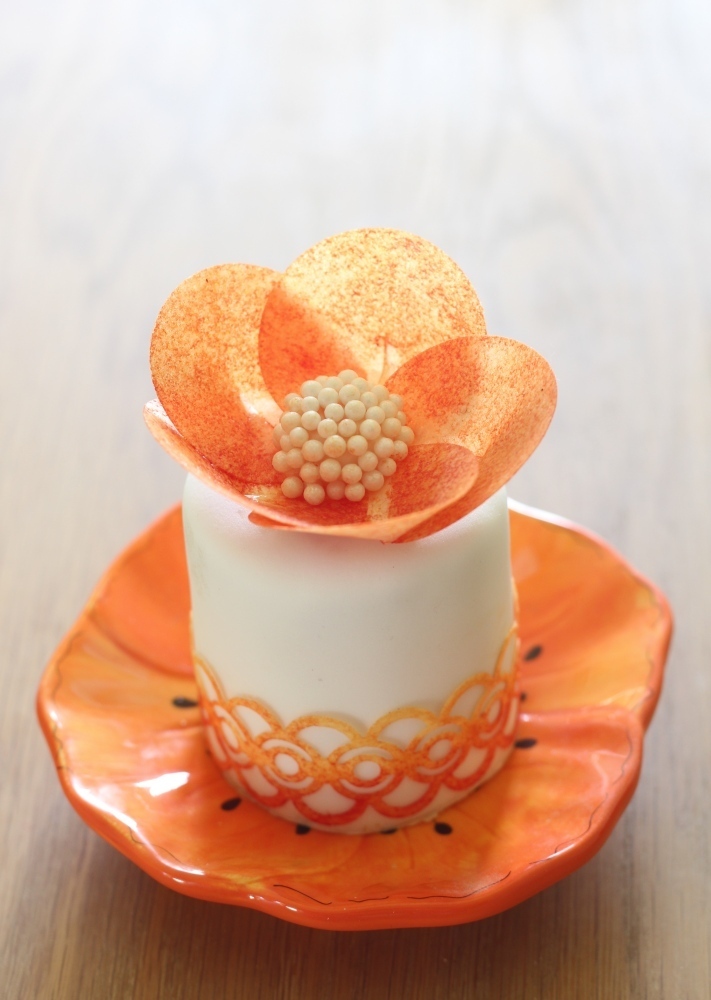 6cm mini cake decorated with edible wafer paper