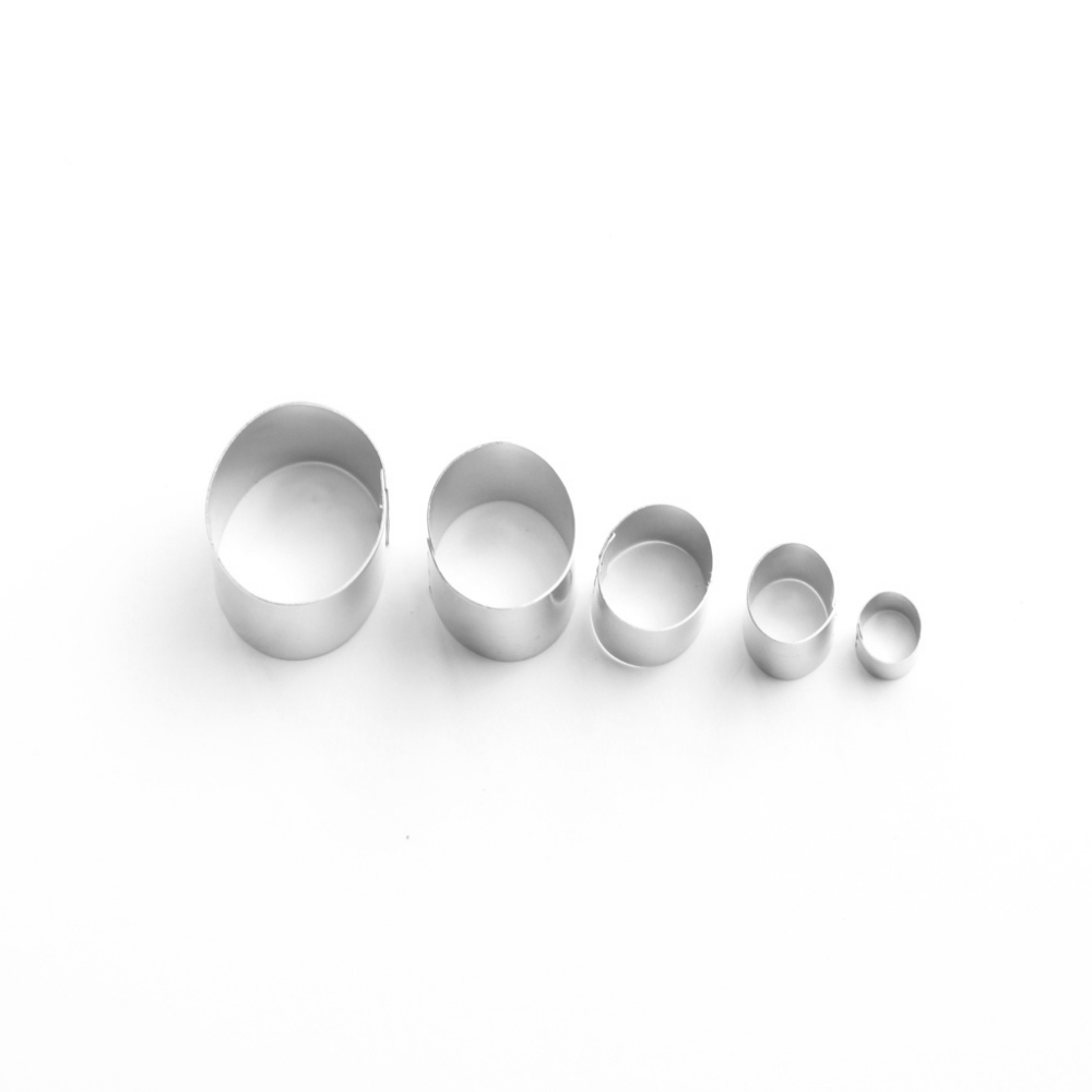 Oval Sugarcraft Cutters - Small (Lindy's) SKU17881