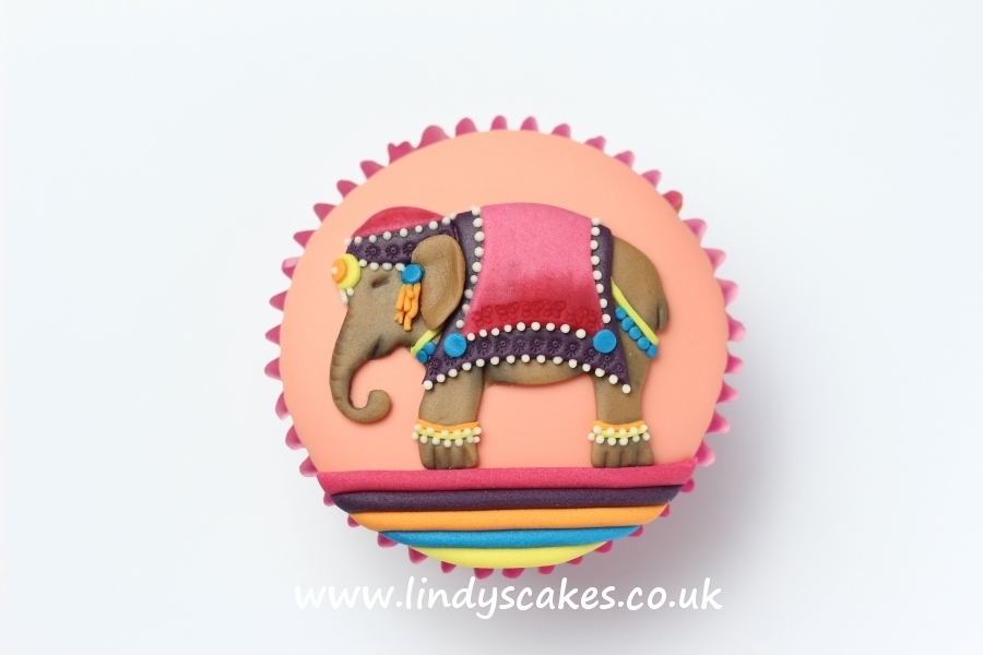 Small cupcake sized elephant created using Lindy's small elephant cutter