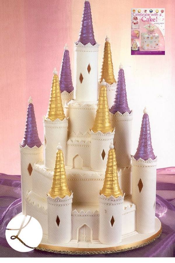 Diamond shaped window cut with Lindy's diamond sugarcraft cutter set