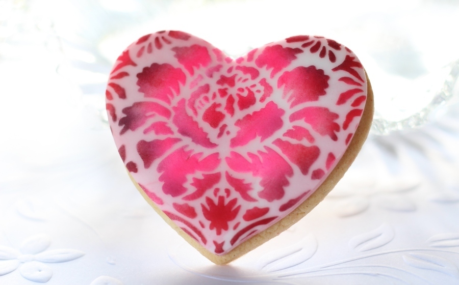 Romantic heart stencil designs