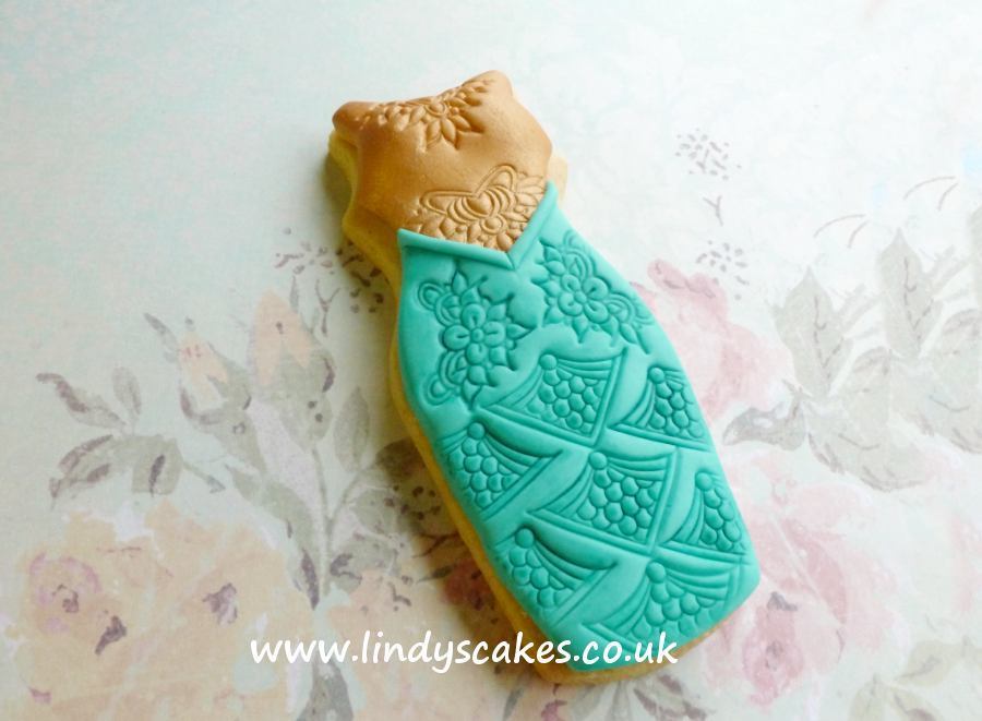 Dress - Fitted Cookie Cutter (Lindy's)