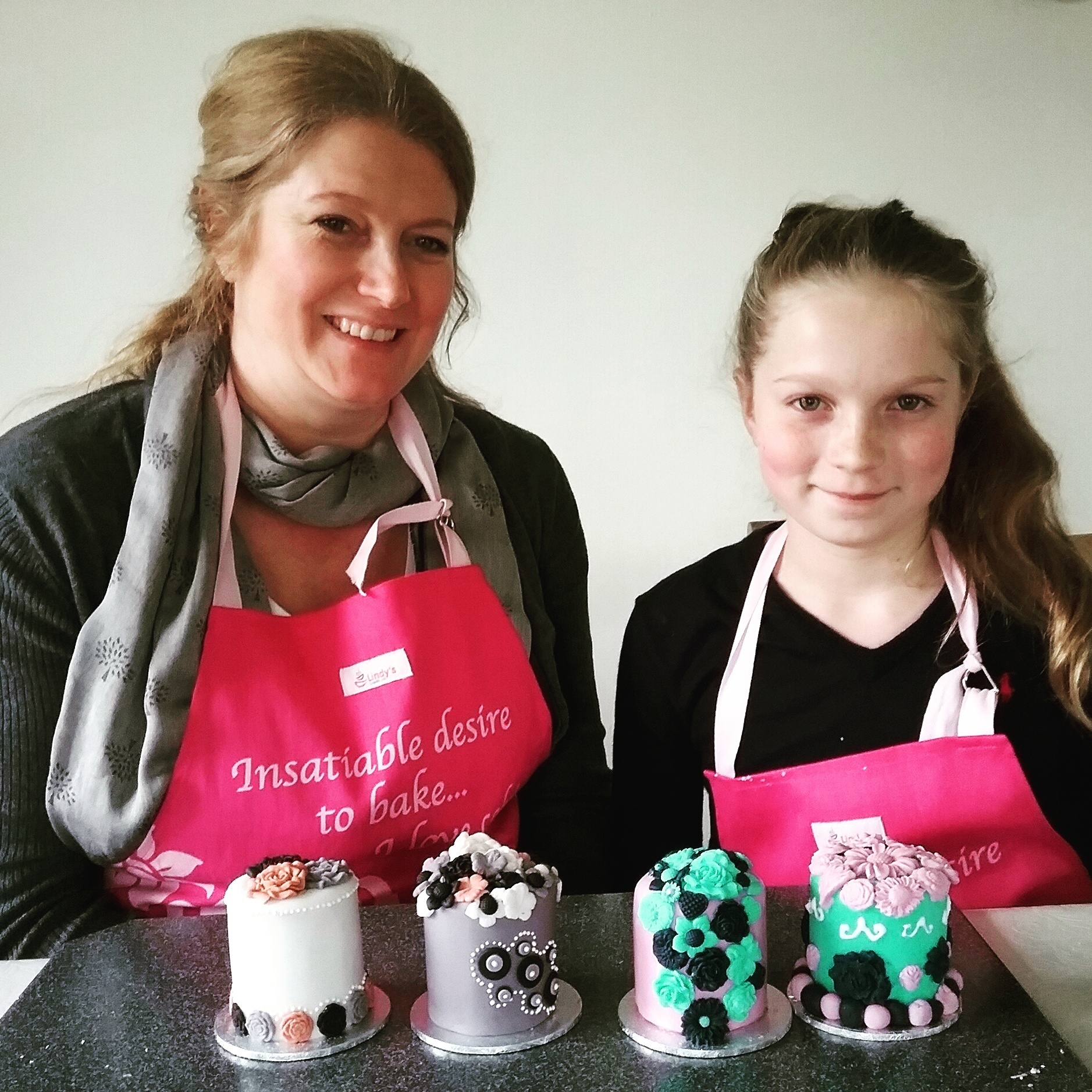 Mother and daughter 1-2-2 class with Lindy Smith