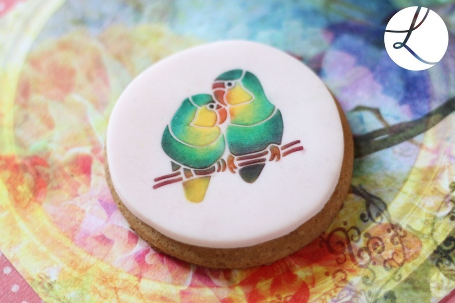 Lovebird stencil used to decorate this delightful cookie