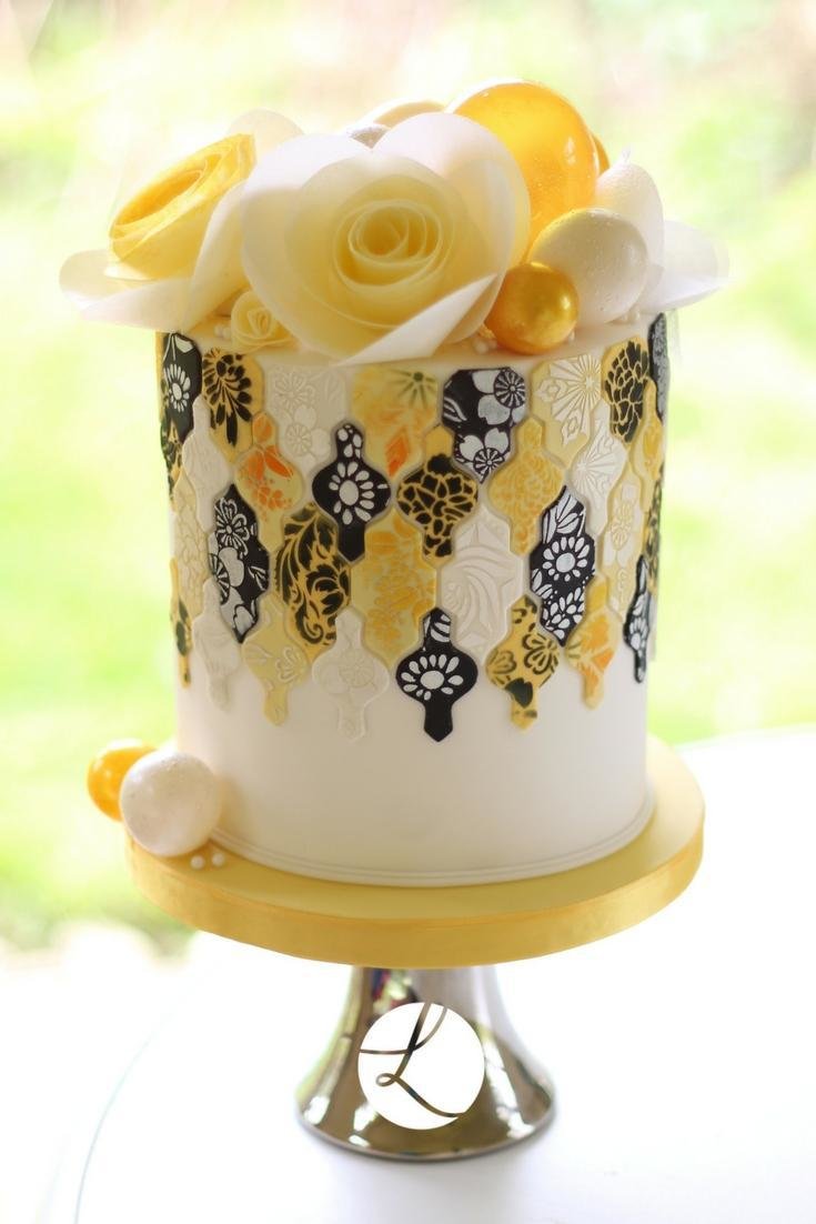 Black, yellow and white version of Lindy's Moroccan tile cake