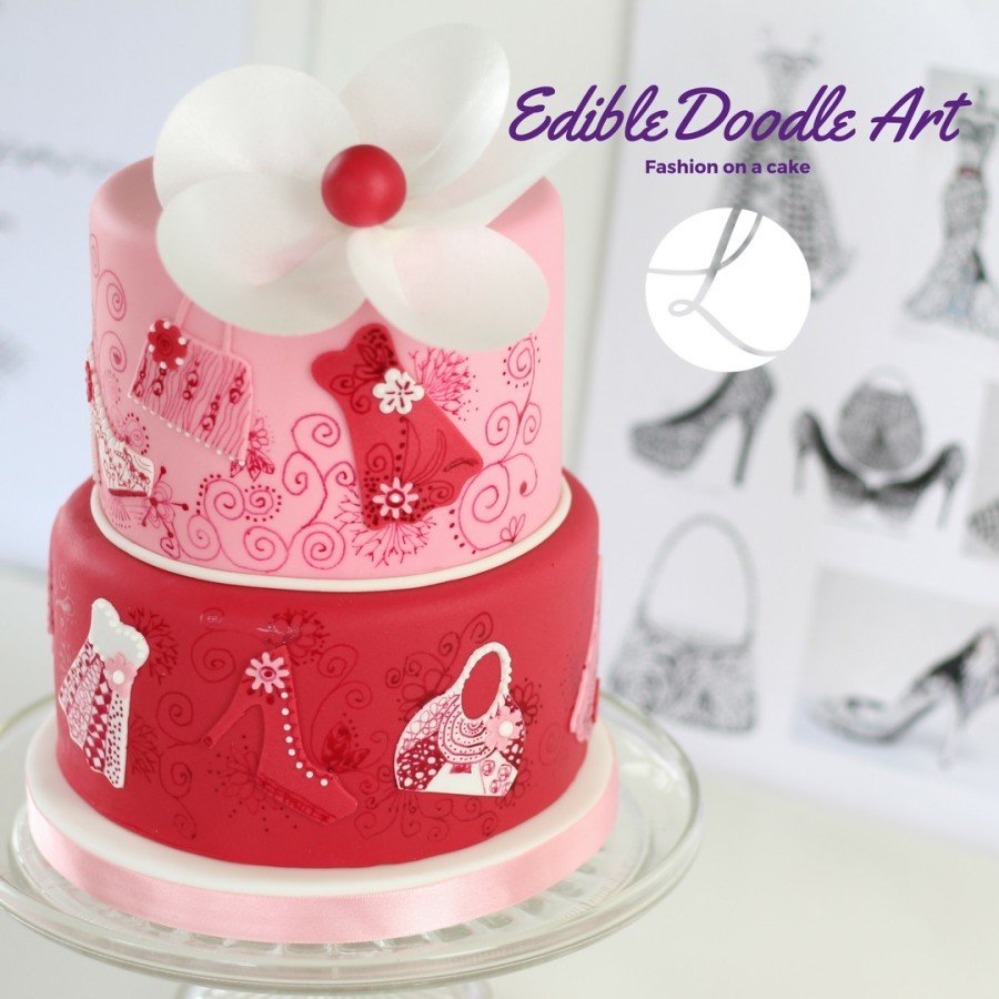 doodle bag on Lindy's fashion forward cake