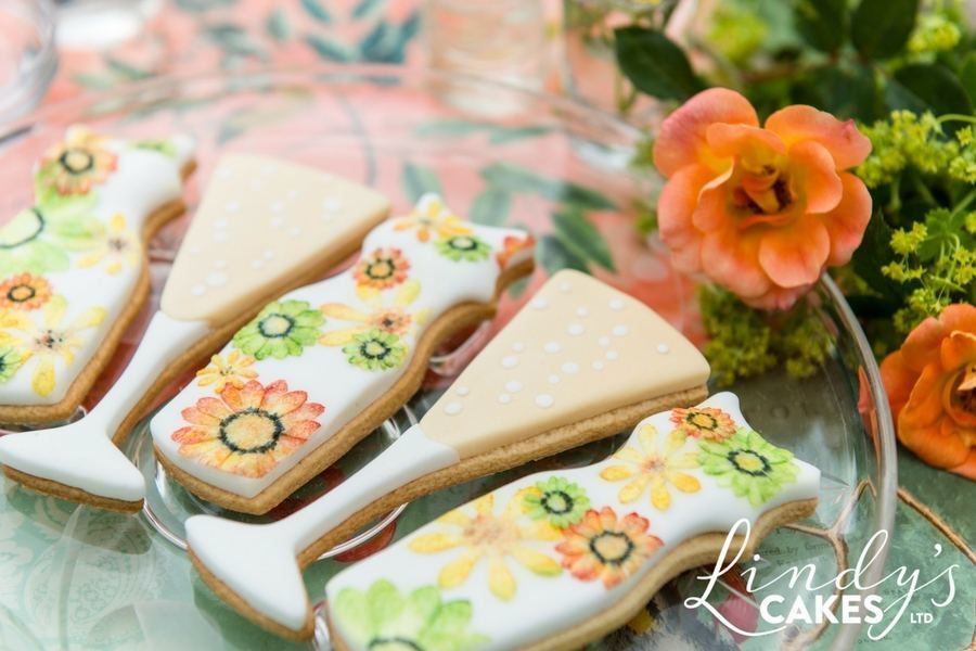 Dress - Fitted Cookie Cutter (Lindy's)