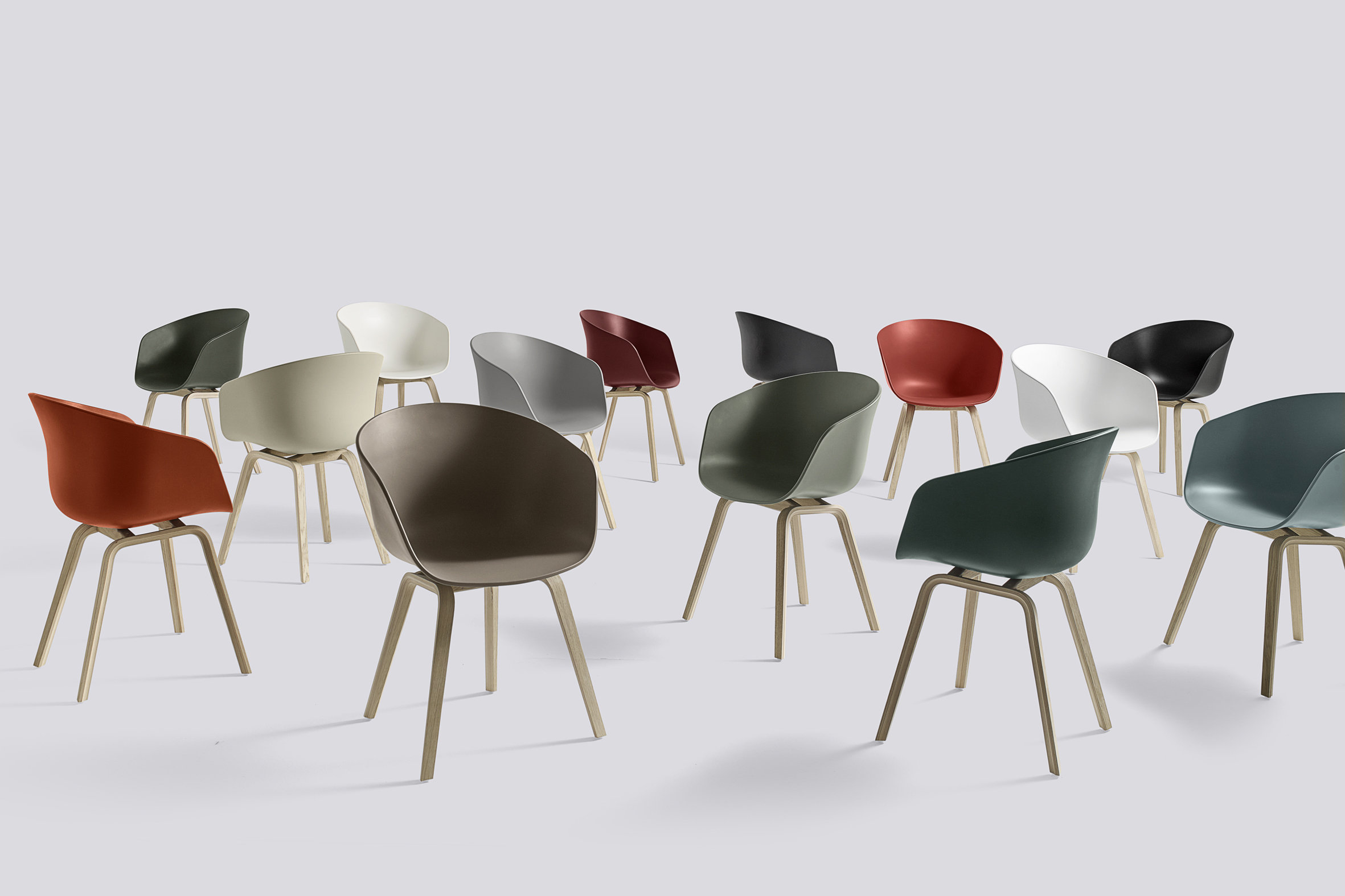Designklassiker Schalenstuhl in vielen Farbvariationen