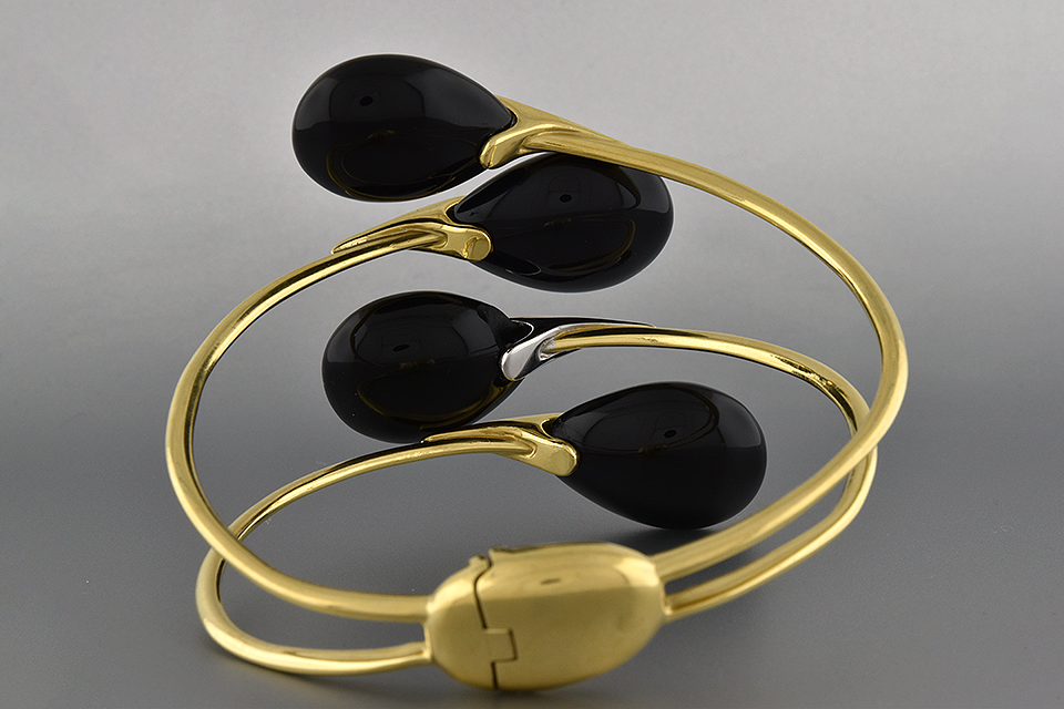 Item #6516 Bold Onyx Bypass Bracelet