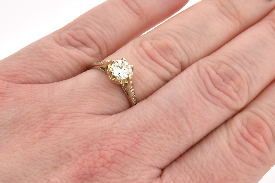 Vintage Buttercup Setting Diamond Engagement Ring