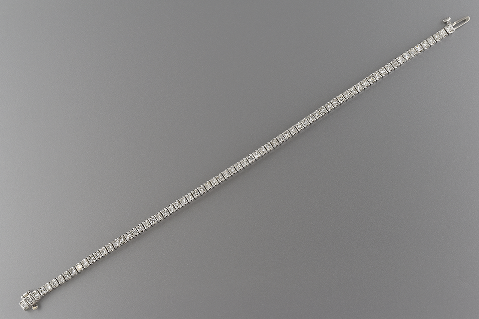 Item #6814 Princess Cut Diamond Line Bracelet
