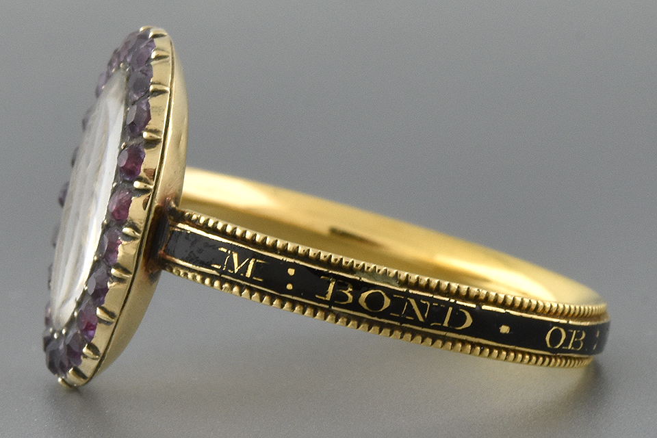 Hair Ring with Gemstone and Enamel
