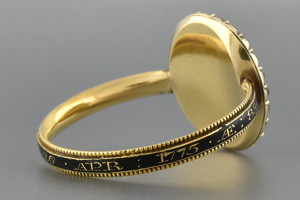 Hair Ring with Gemstone and Enamel