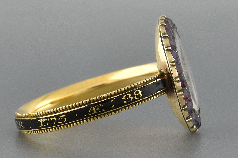 Hair Ring with Gemstone and Enamel