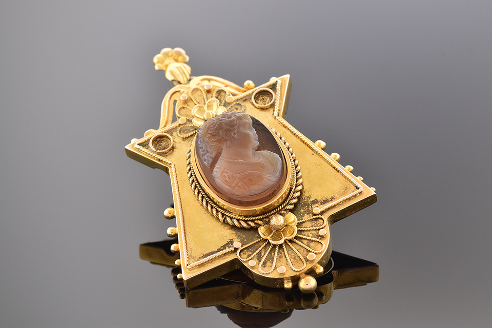 Item #1507 Ornate Glass Cameo Pendant 1507