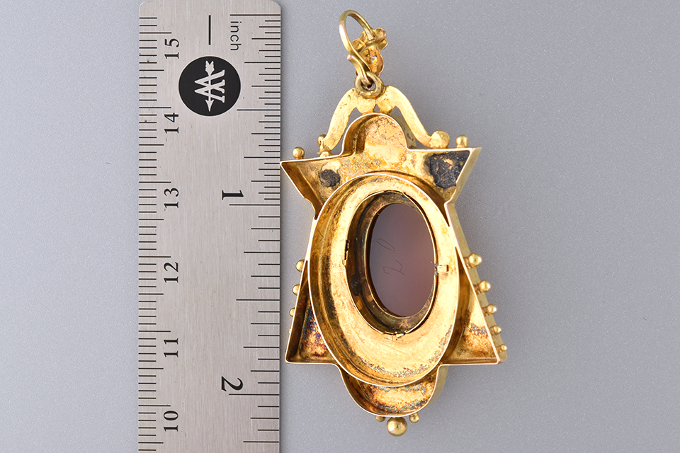 Item #1507 Ornate Glass Cameo Pendant