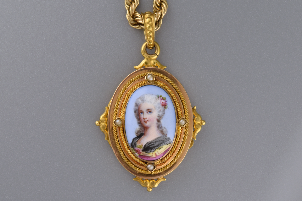 Victorian Enamel Painting Locket Pendant