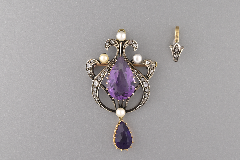Early Victorian Amethyst Pendant Brooch
