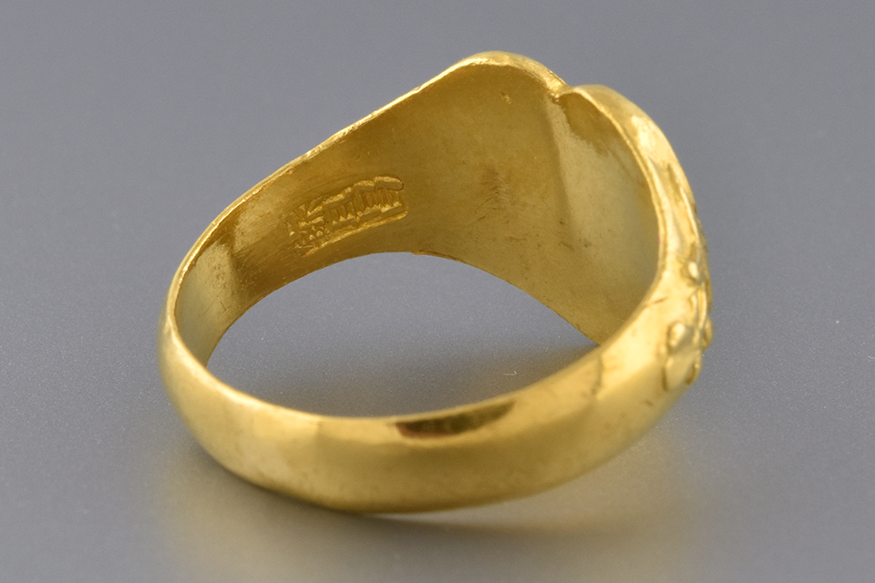 Carved Design Heart Ring In 22 Karat Gold