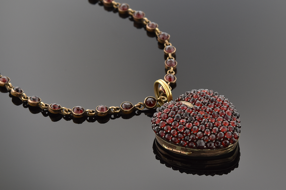 Item #5303 Georgian Garnet Heart Necklace 5303