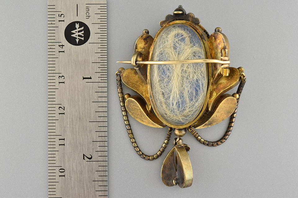 Leaf and Gem Victorian Brooch