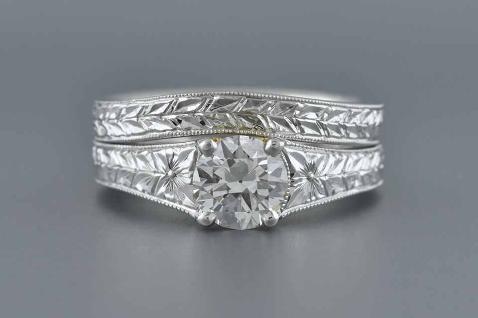 Carved Band Platinum Wedding Set