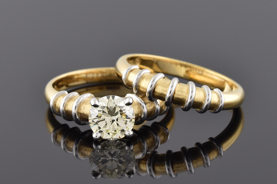 Item #5135 Wedding Set with Artistic Platinum Wire Detail 5135