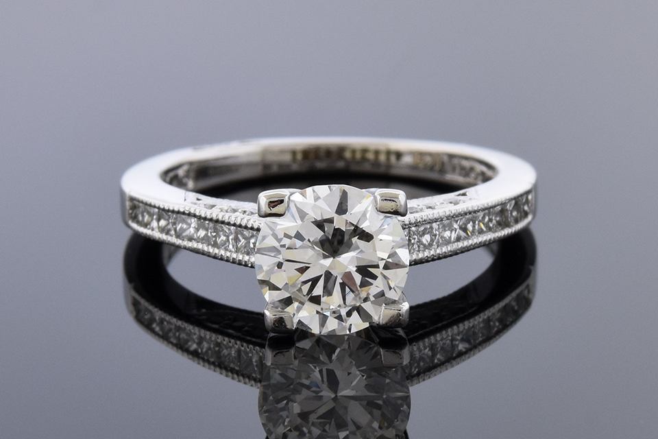 Item #11106 Classic style Tacori Diamond Engagement Ring 11106