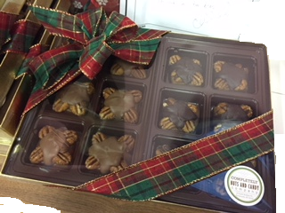 Box of Twelve Chocolate Turtles 2