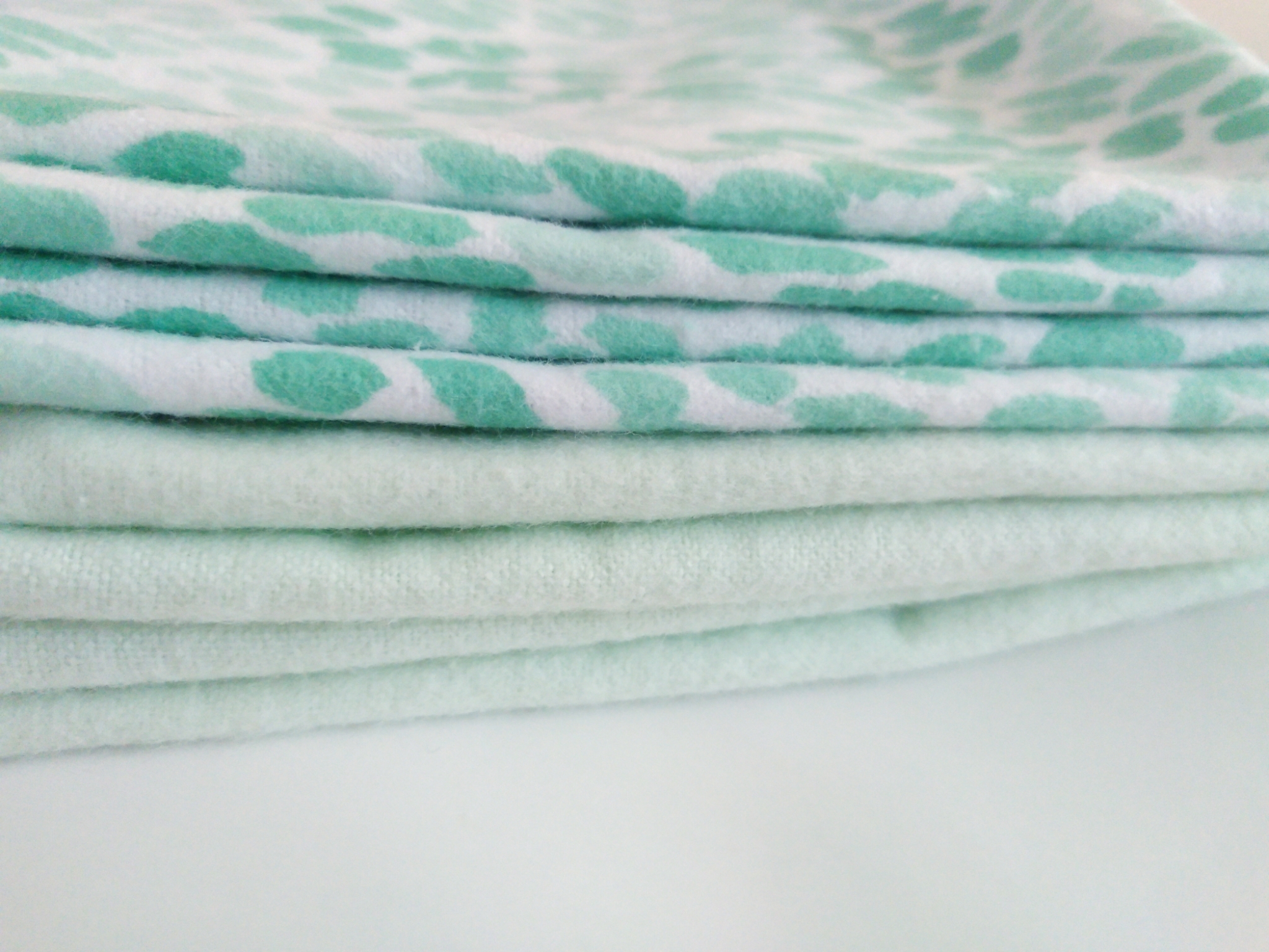 Easy Peasies Large 100% Cotton Flannel Wipes - Set of 8
