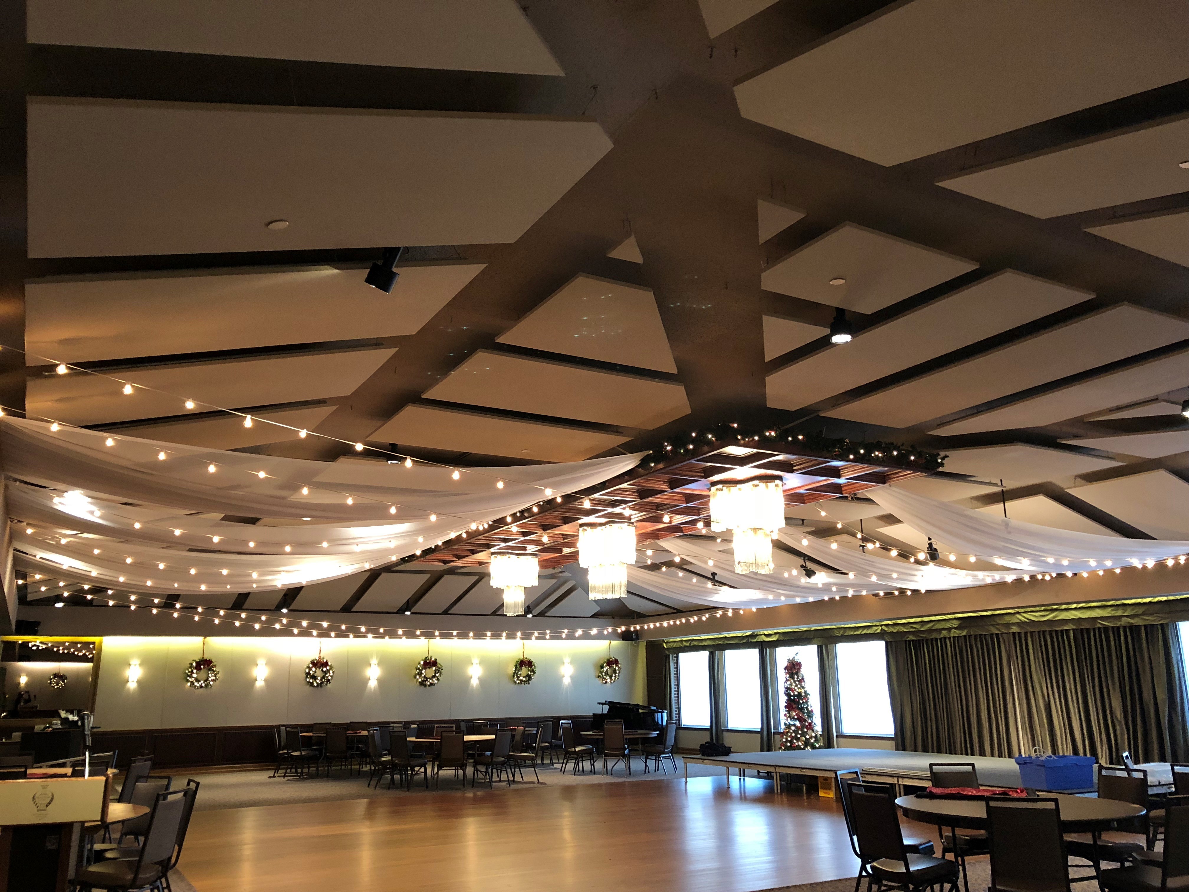 Des Moines Golf & Country Club - West Des Moines - Ceiling Draping