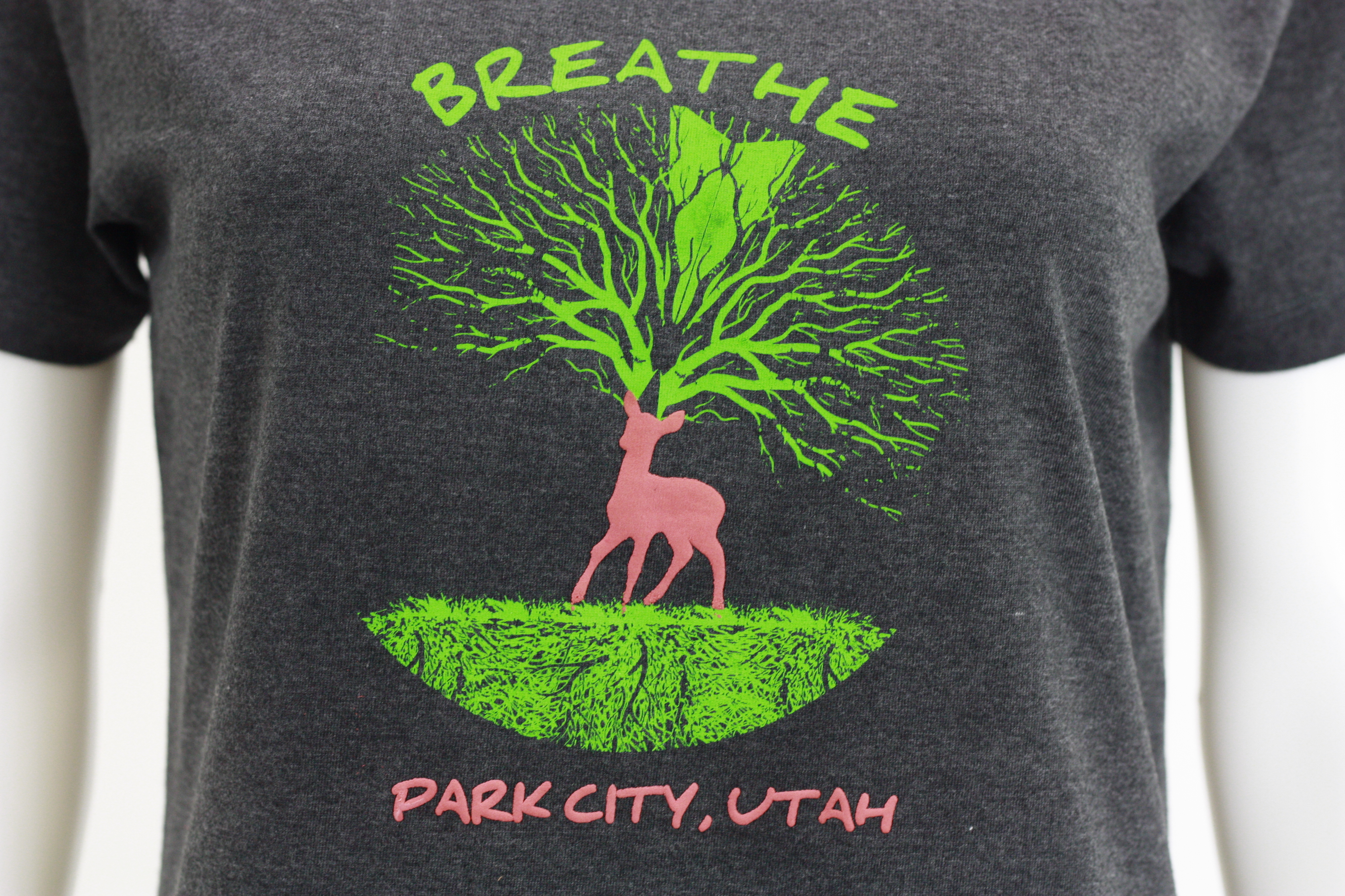 Breathe charcoal tee