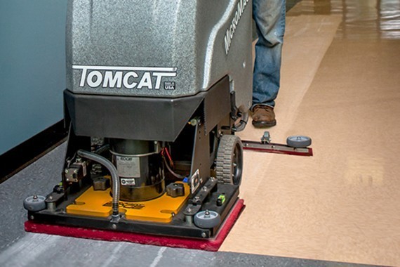 Tomcat Micro Mini Edge Oscillating Scrubber Dryer 24 Traction Drive
